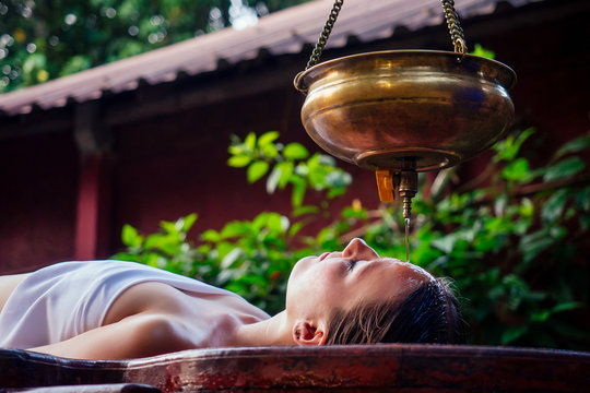 Udvartana Massage
